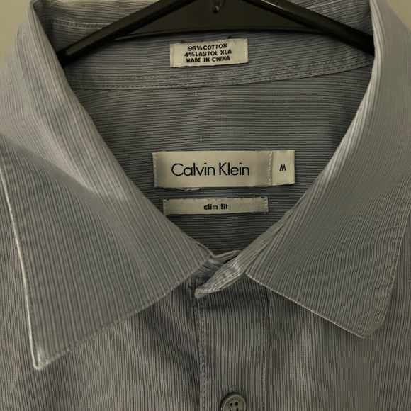 Calvin Klein Long-sleeve Button-down - Picture 2 of 2